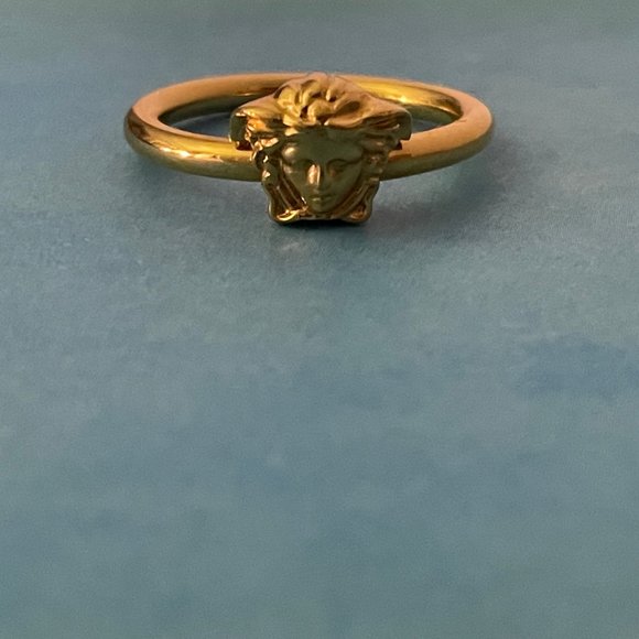 Versace Medusa Head Ring- Size US 10- Size 19 (Italy size) - Picture 3 of 4